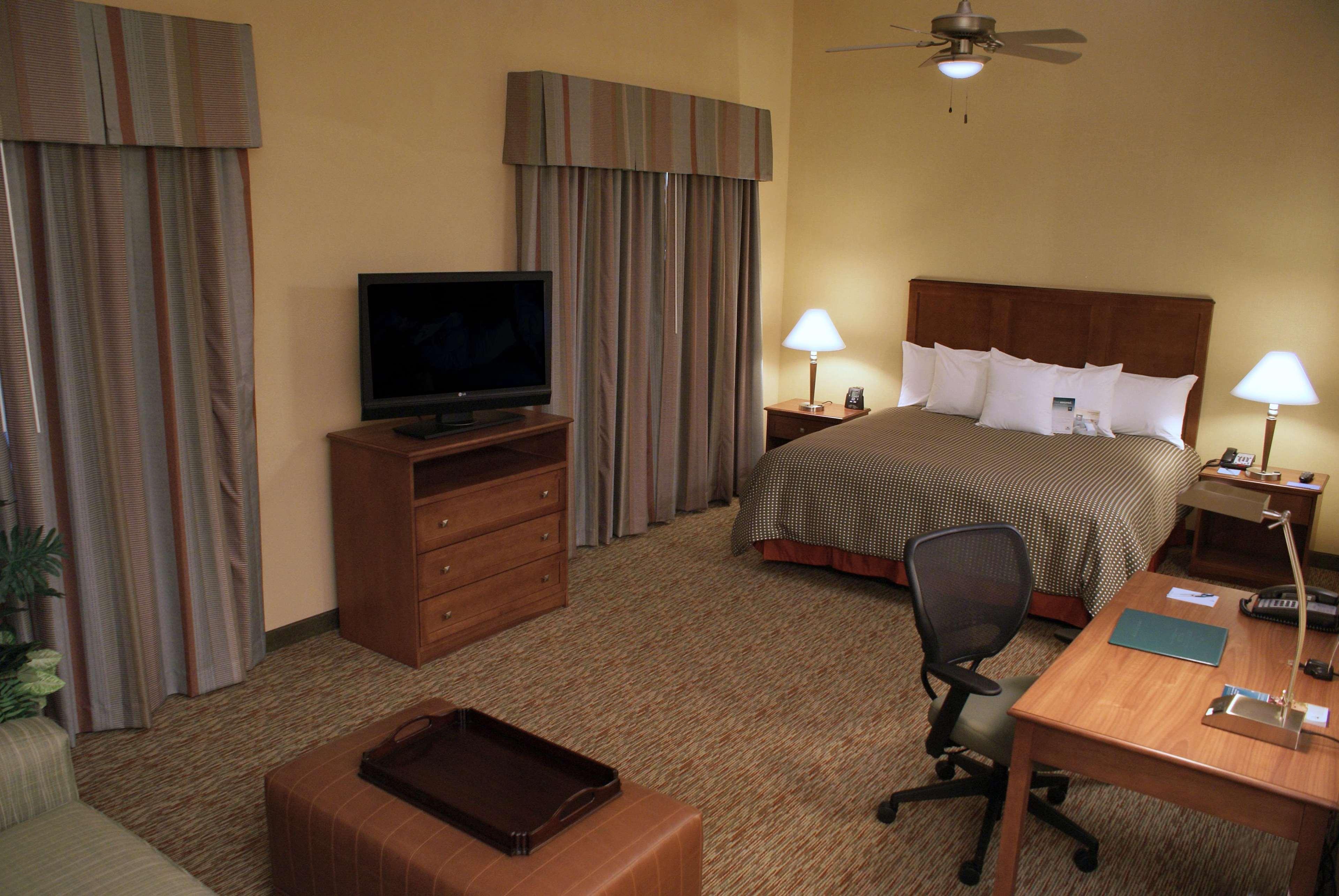 Homewood Suites By Hilton Phoenix Airport South Room photo